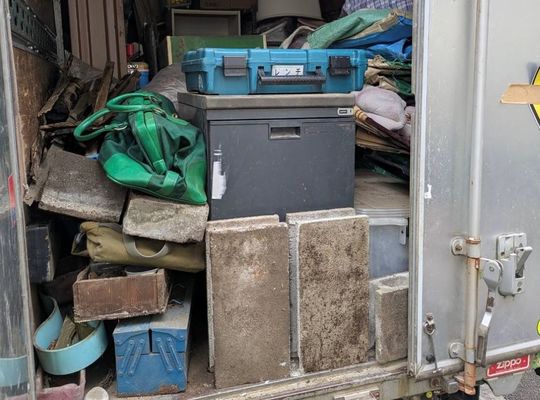 綾瀬市 屋外ゴミ回収、納屋内の不用品回収に行ってきました！